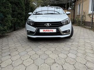 2015 Lada (ВАЗ) Vesta I, белый, 800000 рублей, вид 1