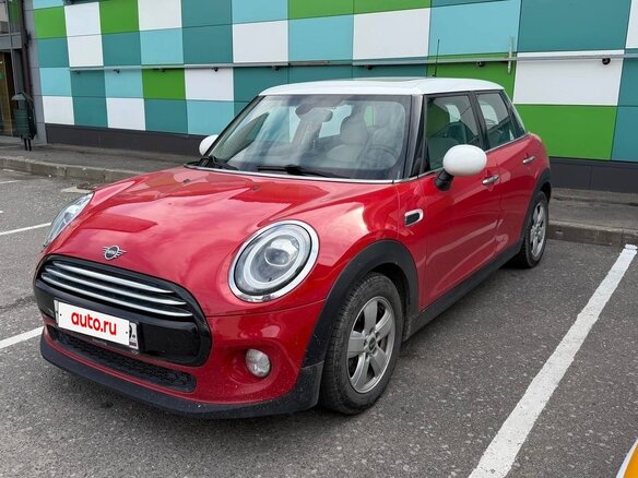 2018 Mini Hatch Cooper III (F55/F56), красный, 2090000 рублей