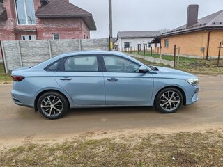 2024 Geely Emgrand II, серый, 1550000 рублей, вид 2