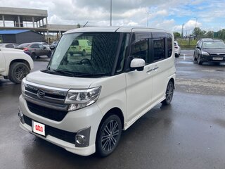 2014 Daihatsu Tanto III, белый, 810000 рублей, вид 1