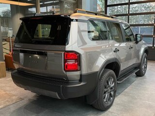 2026 Toyota Land Cruiser Prado 250 Series, бежевый, 11650000 рублей, вид 3