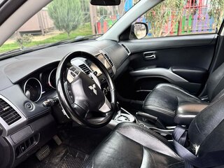 2012 Mitsubishi Outlander II Рестайлинг, чёрный, 1150000 рублей, вид 4