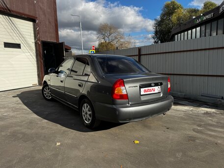 2005 Hyundai Accent ТагАЗ II, серый, 240000 рублей, вид 5