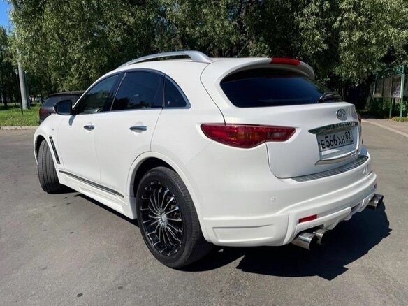 2008 Infiniti FX50 II (S51), белый, 1650000 рублей - вид 9