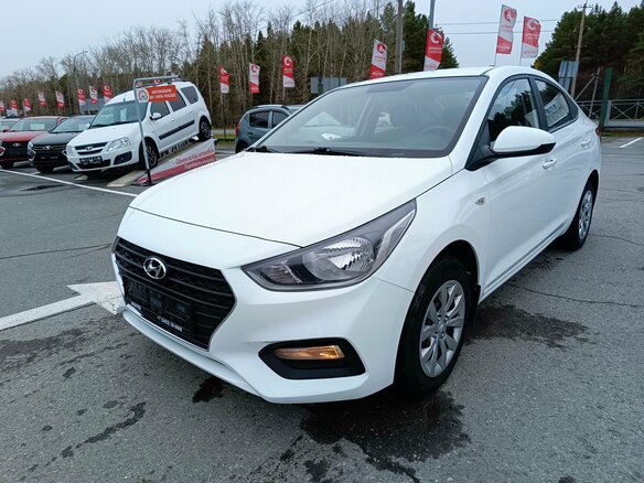 2019 Hyundai Solaris II, белый, 1364995 рублей - вид 2