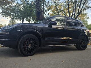 2013 Porsche Cayenne II (958), чёрный, 2999999 рублей, вид 1
