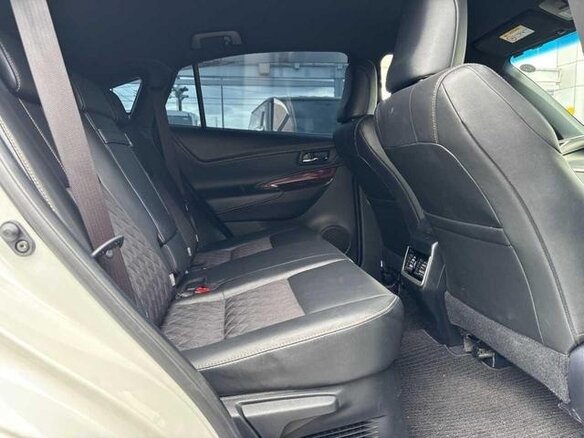 2017 Toyota Harrier III (XU60), белый, 2100000 рублей - вид 15