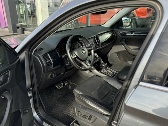 2019 Skoda Kodiaq I, серый, 2150000 рублей - вид 11