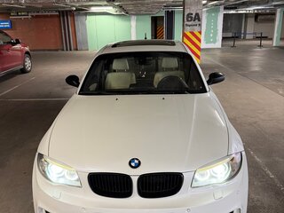 2009 BMW 1 серии 130i I (E81/E82/E87/E88) Рестайлинг, белый, 1500000 рублей, вид 3