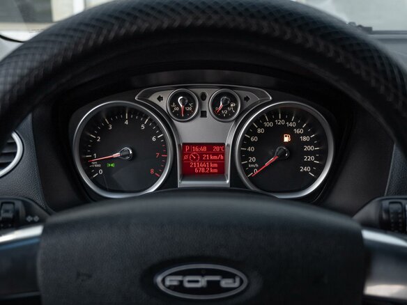 2008 Ford Focus II Рестайлинг, чёрный, 599000 рублей - вид 13