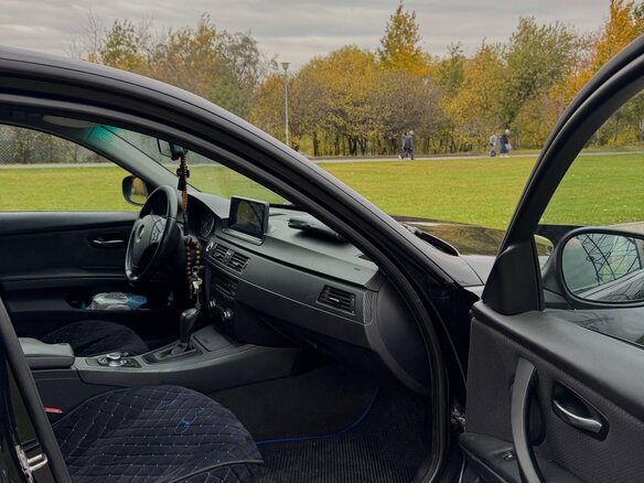 2009 BMW 3 серии 318i V (E90/E91/E92/E93) Рестайлинг, чёрный, 770000 рублей - вид 8