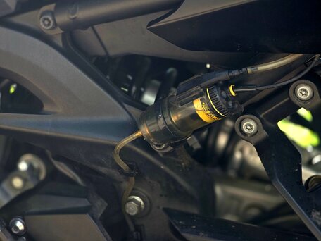 2017 Yamaha MT-09 Tracer (FJ-09), чёрный, 850000 рублей, вид 4