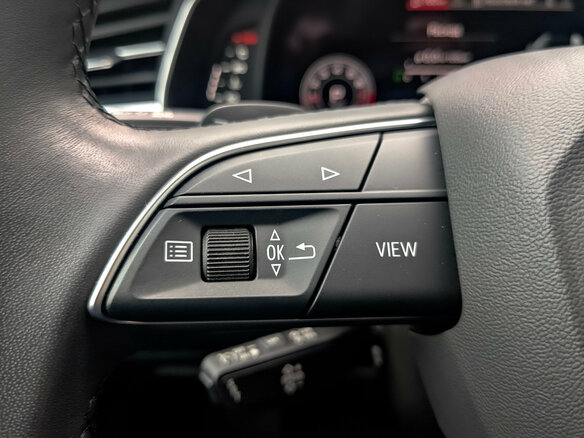 2023 Audi Q7 45 TFSI II (4M) Рестайлинг, чёрный, 7550000 рублей - вид 25