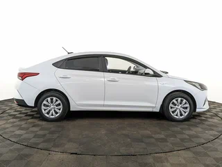 2021 Hyundai Solaris II Рестайлинг, белый, 1470000 рублей, вид 4
