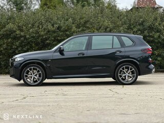 2025 BMW X5 Long 30Li IV (G05/G18) Рестайлинг, чёрный, 8990000 рублей, вид 2