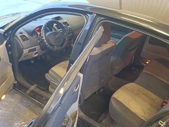 2004 Renault Megane II, чёрный, 230000 рублей - вид 6