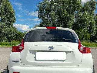 2011 Nissan Juke I, белый, 850000 рублей, вид 4