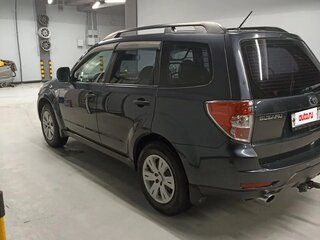 2010 Subaru Forester III, серый, 1000000 рублей, вид 2