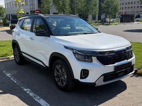 2026 Kia Seltos I Рестайлинг, белый, 2040000 рублей, вид 1