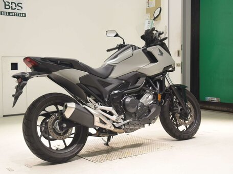 2025 Honda NC 750X, серый, 1077000 рублей, вид 5