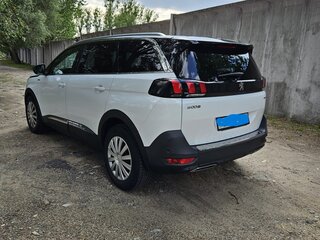 2018 Peugeot 5008 II, белый, 1600000 рублей, вид 2