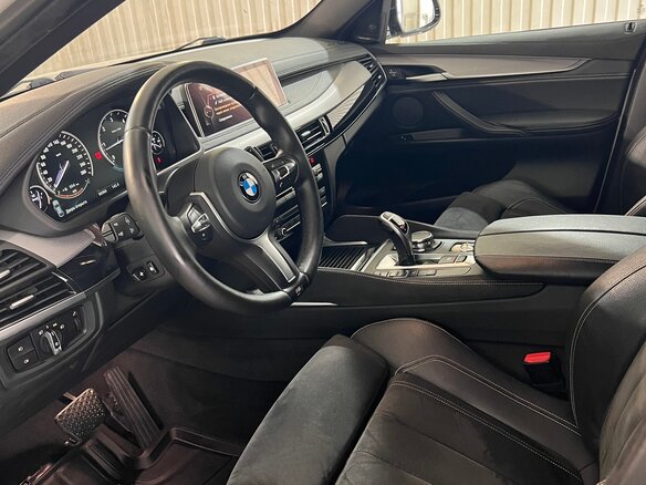 2015 BMW X6 30d II (F16), белый, 3990000 рублей - вид 2