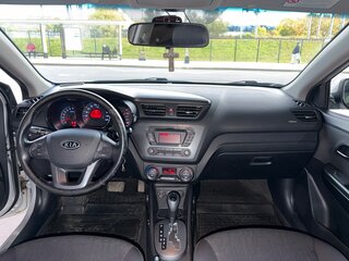 2012 Kia Rio 4-speed III, серый, 800000 рублей, вид 5