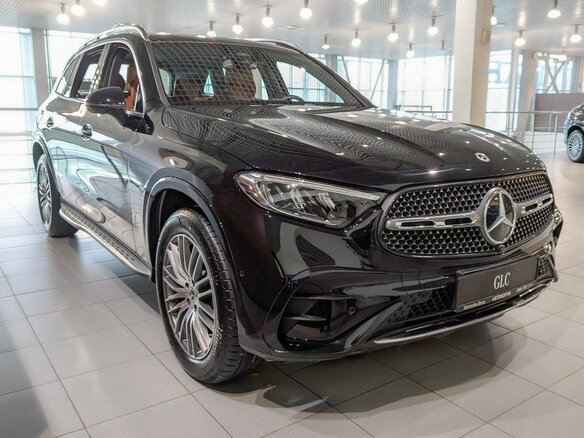 2025 Mercedes-Benz GLC 300 L II (X254), чёрный - вид 2