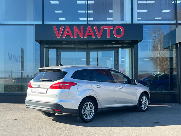2018 Ford Focus III Рестайлинг, серебристый, 1190000 рублей - вид 4
