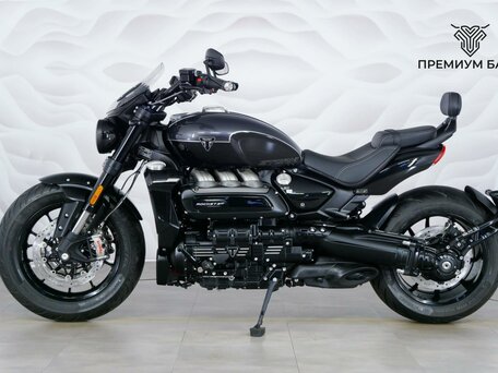 2026 Triumph Rocket 3, чёрный, 3299000 рублей, вид 2