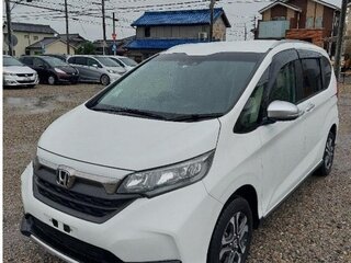 2022 Honda Freed II Рестайлинг, белый, 2090000 рублей, вид 2