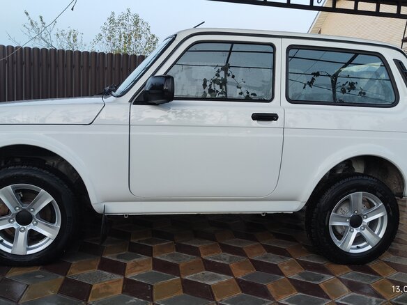 2024 Lada (ВАЗ) Niva Legend I, белый - вид 19