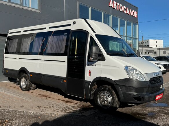 2014 Iveco Daily, белый, 2419000 рублей - вид 2