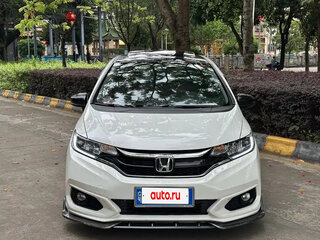 2020 Honda Fit III Рестайлинг, белый, 950100 рублей, вид 2