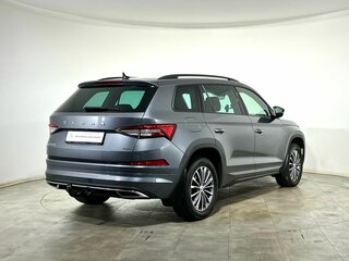 2022 Skoda Kodiaq I, серый, 3700000 рублей, вид 5