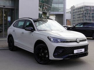 2026 Volkswagen Tiguan L Pro III (China Market), серый, 4990000 рублей, вид 3