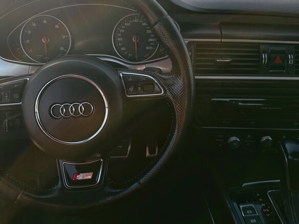 2015 Audi A6 IV (C7) Рестайлинг, чёрный, 1700000 рублей - вид 15