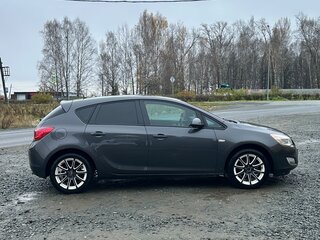 2010 Opel Astra J, серый, 610000 рублей, вид 4
