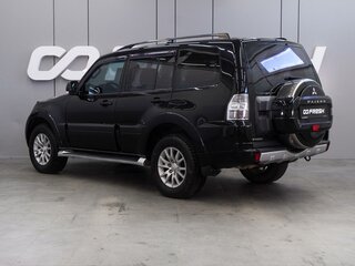 2011 Mitsubishi Pajero IV Рестайлинг 1, чёрный, 1749000 рублей, вид 2