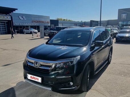 2018 Honda Pilot III, зелёный, вид 1