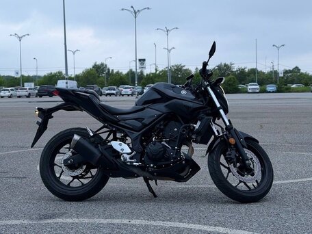 2019 Yamaha MT-03, чёрный, 360000 рублей, вид 2