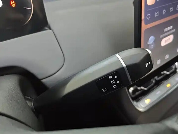2026 Changan Qiyuan Q05 51.9 kWh II, бежевый, 2290000 рублей - вид 7