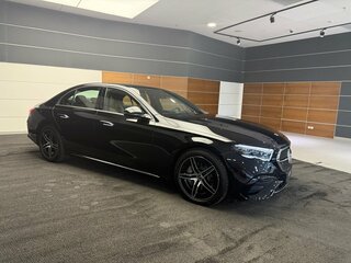 2024 Mercedes-Benz E-Класс 300 VI (W214, S214), чёрный, 9555000 рублей, вид 3