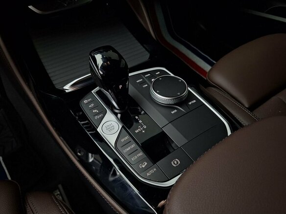2025 BMW X4 20i II (G02) Рестайлинг, серый, 8950000 рублей - вид 11