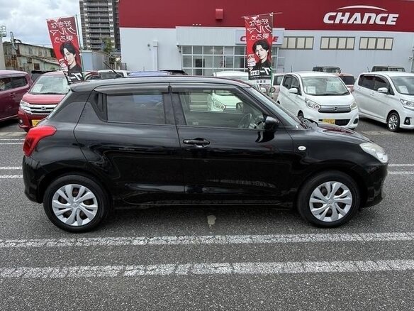 2019 Suzuki Swift V, чёрный, 870000 рублей - вид 4