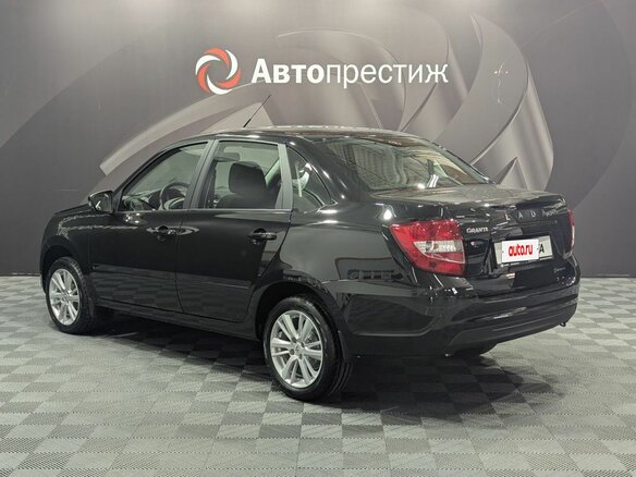 2026 Lada (ВАЗ) Granta I Рестайлинг, чёрный - вид 4