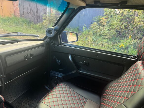 2013 Lada (ВАЗ) 2121 (4x4) I Рестайлинг, чёрный, 570000 рублей - вид 6