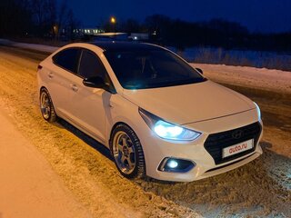 2017 Hyundai Solaris II, белый, 1180000 рублей, вид 1