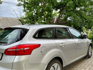 2015 Ford Focus III Рестайлинг, серебристый, 1015000 рублей, вид 5