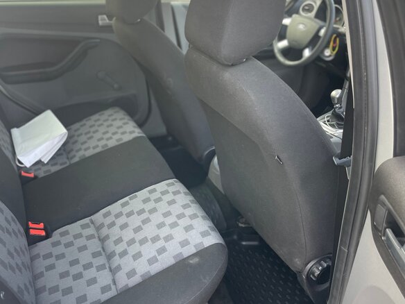 2008 Ford Focus II Рестайлинг, серый, 410000 рублей - вид 18